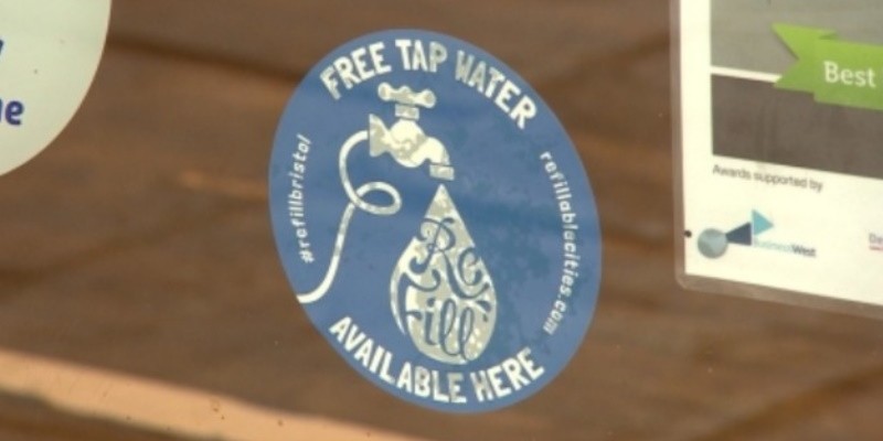 Flask mob launches City to Sea’s free tapwater campaign